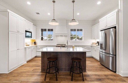 New Ulm Casa | Cozy, sassy & fun! NEW modern farmhouse!!