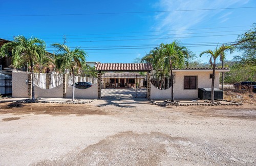 Playa Grande Cabina | Cozy Seaside AC Cabin, 300m from ocean, with pool