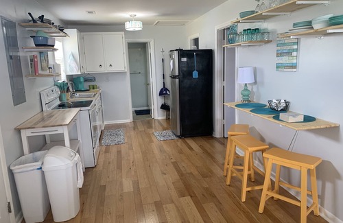 Ocean City Beach Casa | Cozy, Sea View Cottage just steps away from the ocean!