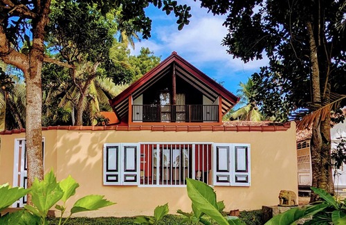 Tangalle Villa | Cozy Sea view private villa in Tangalle with WiFi, AC