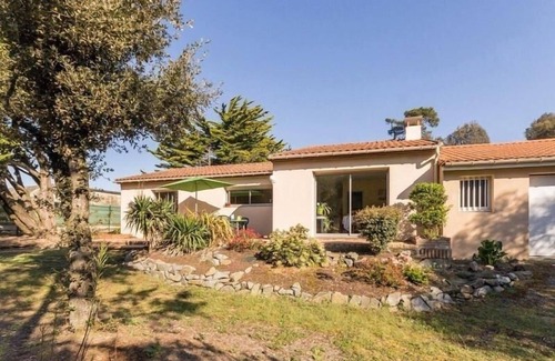 Saint-Brevin-l'Ocean Cabaña | Casa espaciosa con gran terraza, jardín cerrado a 100m del mar y cerca de comercios
