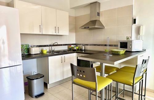Bajamar Apartamento | Apartamento con Vistas al Mar, Gimnasio & Parque infantil