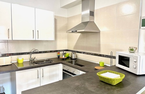 Bajamar Apartamento | Apartamento con Vistas al Mar, Gimnasio & Parque infantil