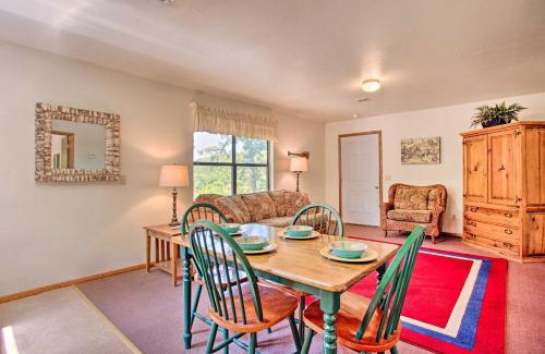 Davis Casa | Cozy, Secluded Davis Cabin on 60 Wooded Acres