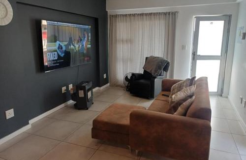 Germiston Apartamento | Cozy & Secure 2-Bedroom Retreat