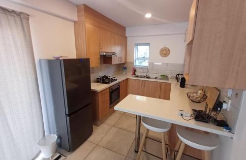 Germiston Apartamento | Cozy & Secure 2-Bedroom Retreat