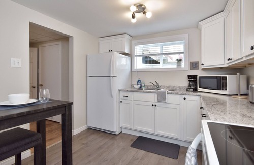 Moncton Apartamento | Cozy separate basement appartment in a safe and quiet neighborhood