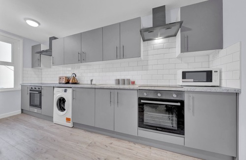 Yiewsley Apartamento | Cozy Serviced Ensuite In West Drayton London TW7