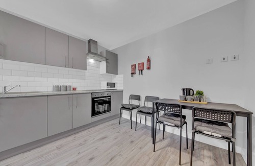 Yiewsley Apartamento | Cozy Serviced Ensuite In West Drayton London TW7