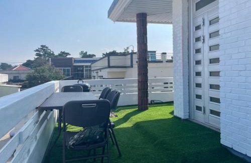 Jocheon Casa | Cozy Sinchon 2548