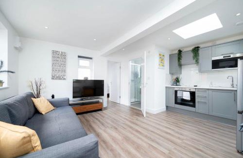 Southbury Apartamento | Cozy single level flat with parking