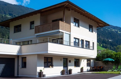 Hippach Apartamento | Acogedor apartamento de una planta con entrada independiente.