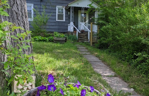 Fleischmanns Apartamento | Cozy Ski 2bd Apt. One mile from Belleayre Mountain.