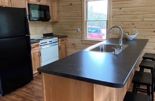 Stratton Cabina | Cozy Ski Cabin near Sugarloaf!