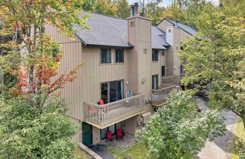 Waterville Valley Condominio | Cozy Ski Retreat at Waterville Valley. Pet Friendly!