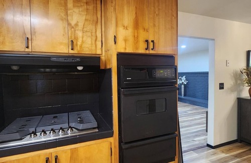 Tallac Village Casa | Cozy Ski retreat near Heavenly Village Tahoe!