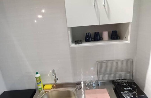 Bukit Indah Apartamento | Cozy Sky Trees, Aeon, Netflix & Pool Views