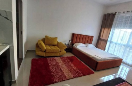 Tirana Condominio | Cozy small apartment with Netflix and AC