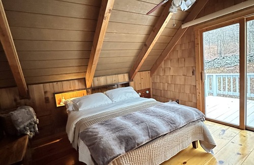 Fleischmanns Cabina | Cozy small cabin in the heart of the Catskills. Close to ski lodges and hiking!