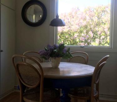 Nykobing Sjaelland Casa | Cozy Small Cottage In Nykøbing Sjælland