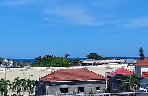 Ocho Rios Apartamento | Cozy small studios in the heart of Ocho Rios. Walking distance to everything.
