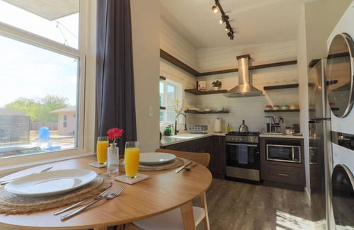 Manchaca Casa | Cozy South Austin Casita | Quiet & Relaxing Stay