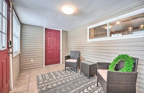 South Bend Casa | Cozy South Bend Retreat Less Than 2 Mi to Notre Dame!