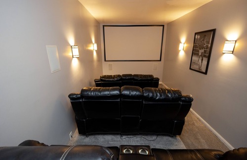 Near Eastside Casa | Cozy spacious 4 bed 3 bath home, with Theater Room sleeps up to 8.