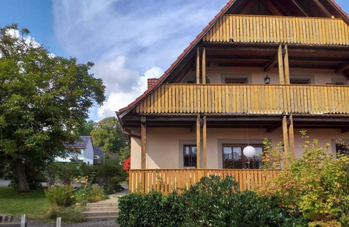 Geiselwind Apartamento | Cozy, spacious vacation apartment with outdoor seating in the Steigerwald