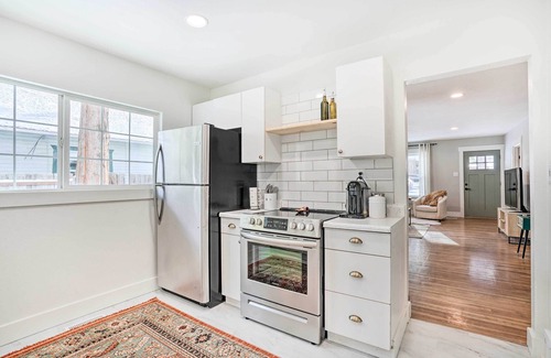 South Perry District Casa | Cozy Spokane Getaway Near Golfing & Skiing!