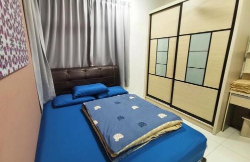 Bukit Baru Apartamento | Cozy Stay at Ayer Keroh near to MITC 6-8 pax