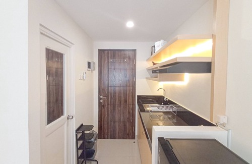 Depok Apartamento | Cozy Stay Studio Room At Altuz Seturan Yogyakarta Apartment