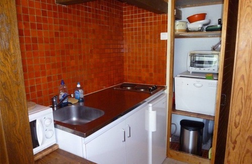 Arette Apartamento | Estudio acogedor 4 pers, acceso directo a pistas, balcón, casillero de esquí