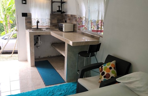 Yallahs Casa | Cozy studio apartment with private parking