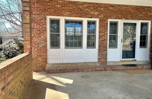 York Apartamento | Cozy, Studio Apartment on 5 beautiful Acres in York, SC