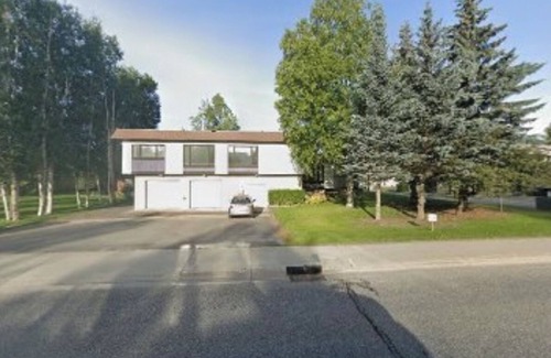 Russian Jack Park Apartamento | Cozy studio apartment near JBER!