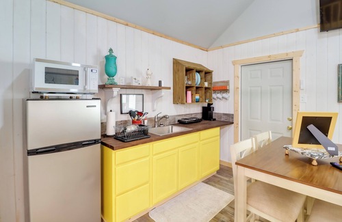 Higden Apartamento | Cozy Studio Cabin ~ 1 Mi to Greers Ferry Lake!