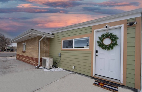 North Alameda Apartamento | Cozy Studio Close to Downtown and Red Rocks Fully Equipped for an Enjoyable Stay