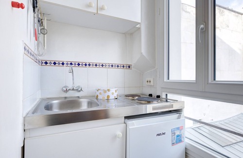 3rd Arrondissement Apartamento | Cozy Studio for 2 in Le Marais