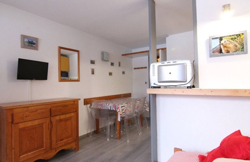 Bergers Apartamento | Estudio acogedor para 5 en L'Alpe d'Huez, cerca de pistas y servicios, con balcón y admite mascotas