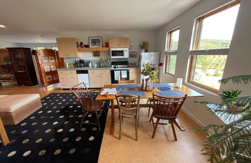 Salem Apartamento | Cozy studio in a scenic hilltop location in charming Salem, NY