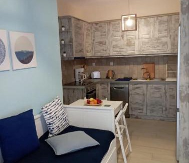 Apollonas Apartamento | Cozy Studio in Beautiful Apollonas Beach Naxos