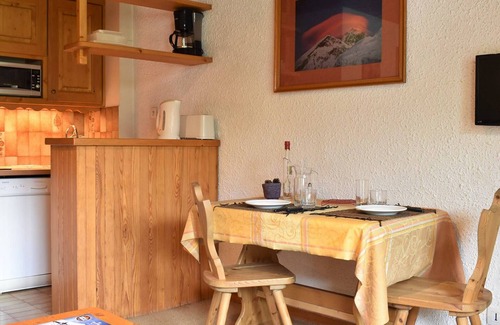 Meribel Centre Apartamento | Estudio céntrico para 4 personas, cerca de pistas y servicios en Méribel
