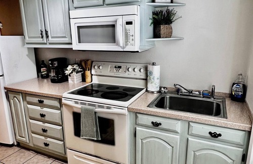 Johnson City Apartamento | Cozy studio in peaceful Johnson City- Central to all