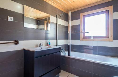 Aguda Apartamento | Cozy studio in Figueiró dos Vinhos 56 m² with shared pool