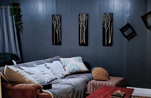 Richmond Apartamento | Cozy studio in Richmond, close to the interstate.Includes WiFi, fireplace