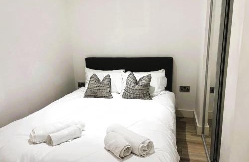 Barnt Green Apartamento | Cozy Studio in Solihull with Parking - NEC or Airport