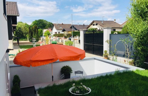 Village-Neuf Apartamento | Cozy studio in the heart of the Three Borders Region (FR, CH, DE) UKBB