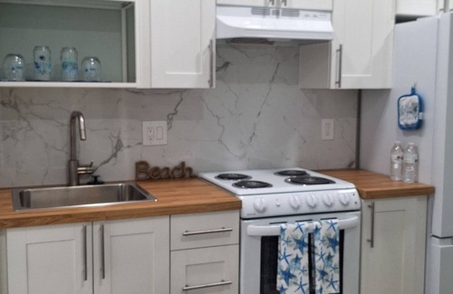 Lauderhill Apartamento | Cozy studio near Sawgrass Mills Mall and Amerant Bank Arena with WiFi & AC.