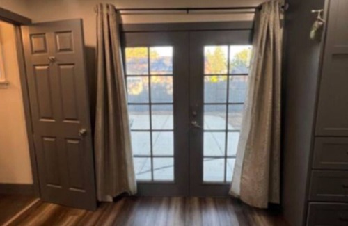 Sacramento Apartamento | Cozy studio perfect for students with AC and WiFi in delightful Sacramento